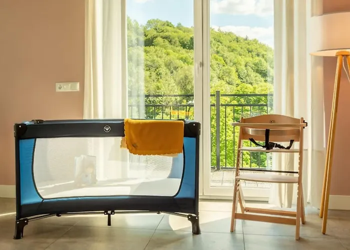 Spacious Sauna Hot Tub Pool Patio Bbq 别墅 *